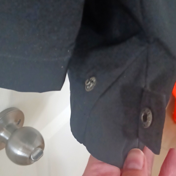 Liz Claiborne jacket, black size small, Did More Like a Medium - Picture 8 of 12